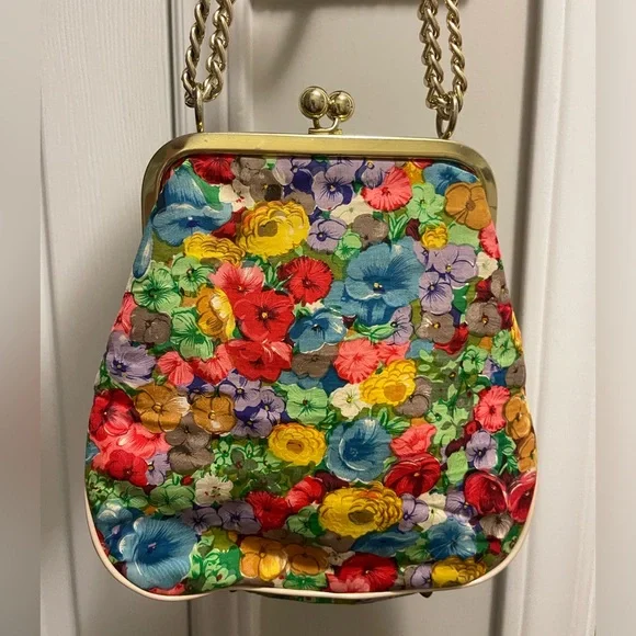 Town and Country Vintage 1960s Kiss Clasp Structured Fabric Handbag - Picture 5 of 10